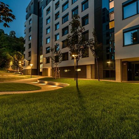 Bratislava Center, River Front, Private Parking Included Apartment Екстериор снимка