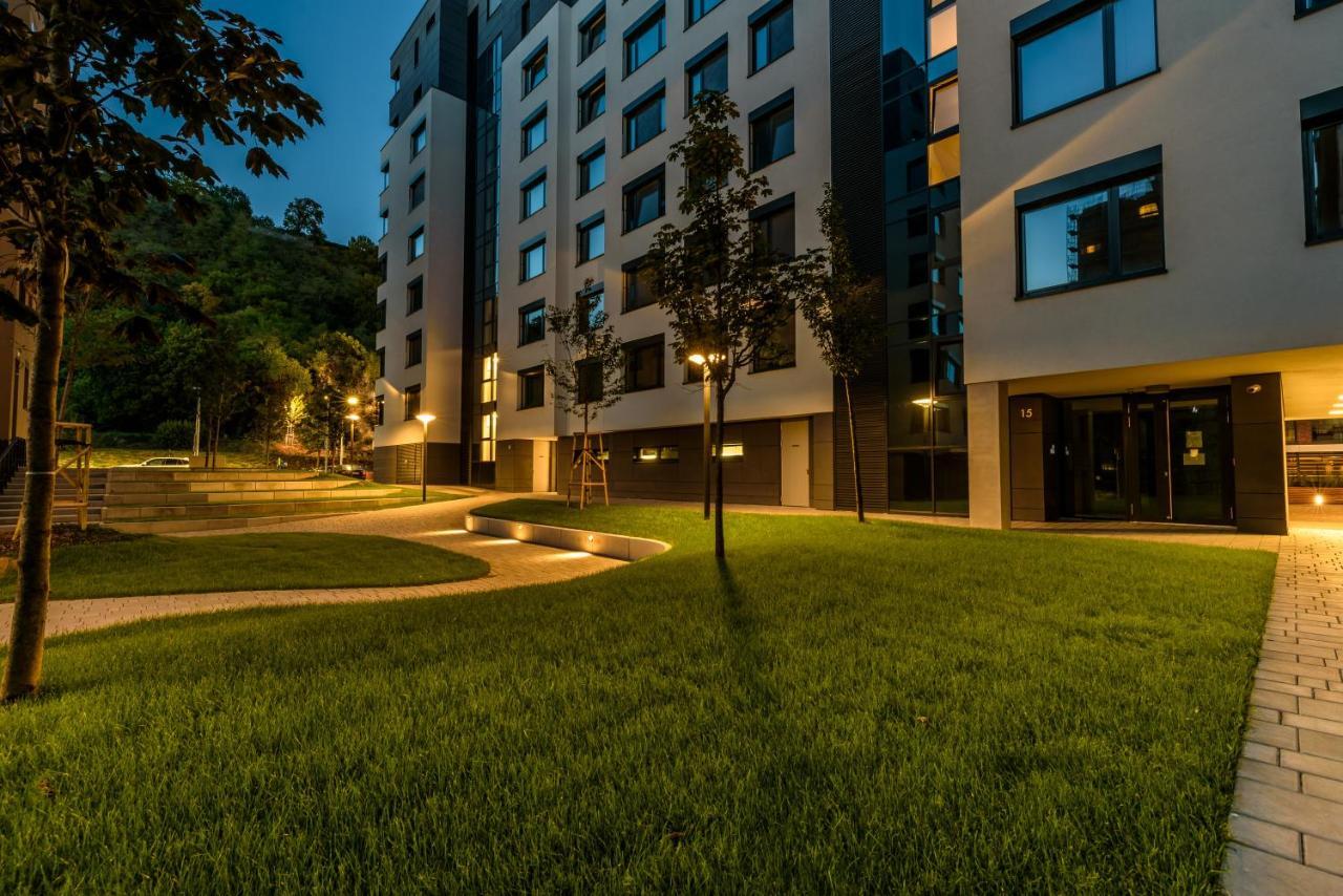 Bratislava Center, River Front, Private Parking Included Apartment Екстериор снимка